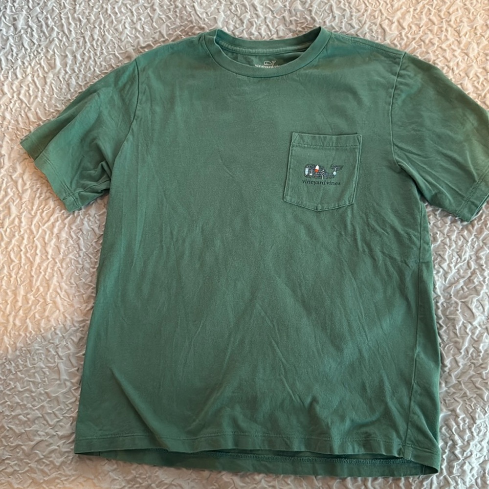 Vineyard Vines Green Tee with Nautical Pocket kids size large